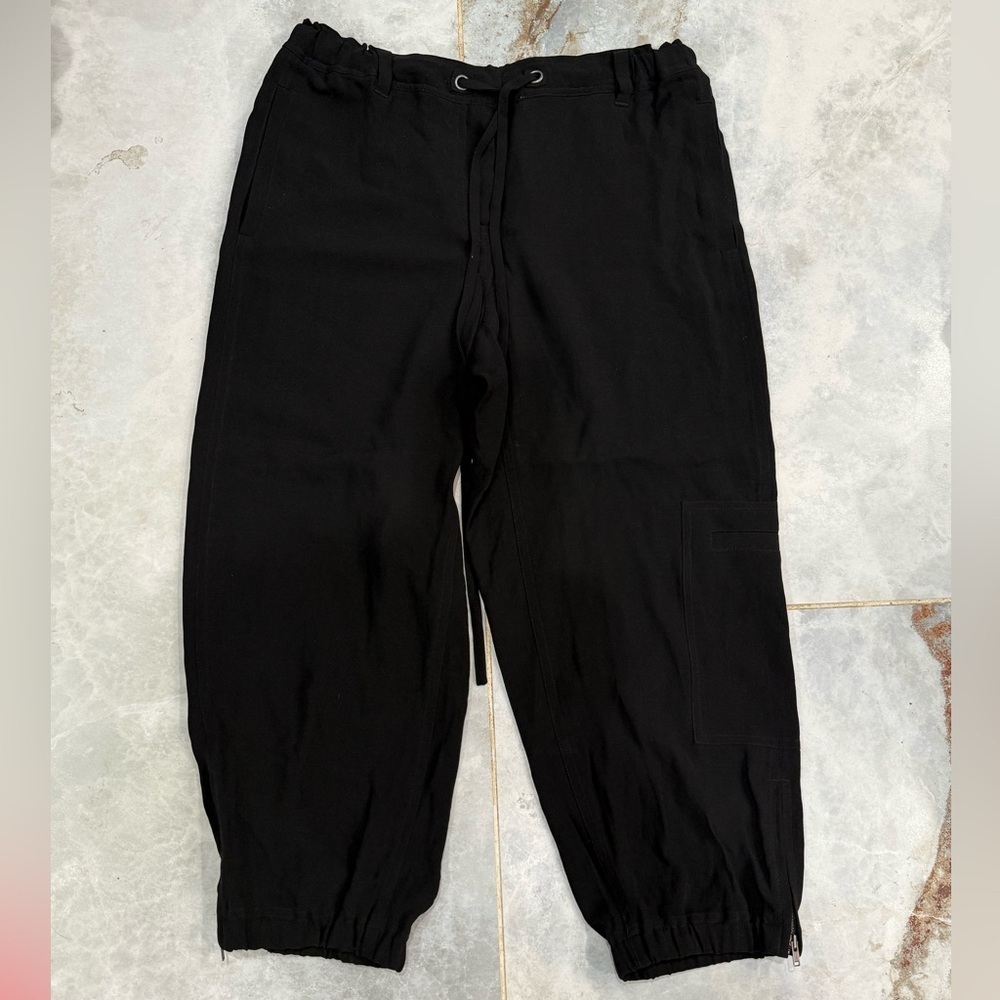 Eileen Fisher 
Black Cargo Pants Relaxed Fit